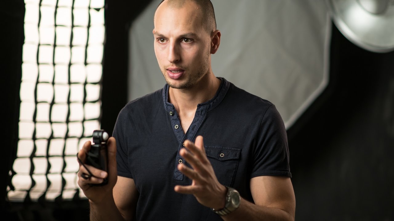 V&yacute;uka sv&iacute;cen&iacute; portr&eacute;tn&iacute; fotografie