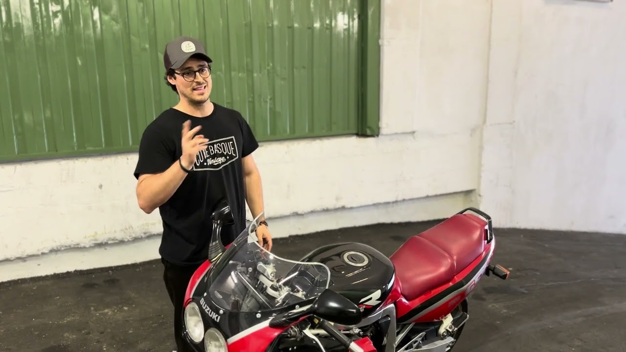 Recibimos una Suzuki GSX1100R de 1989 en Cafe Racer SSpirit - AUTÉNTICO AVIÓN