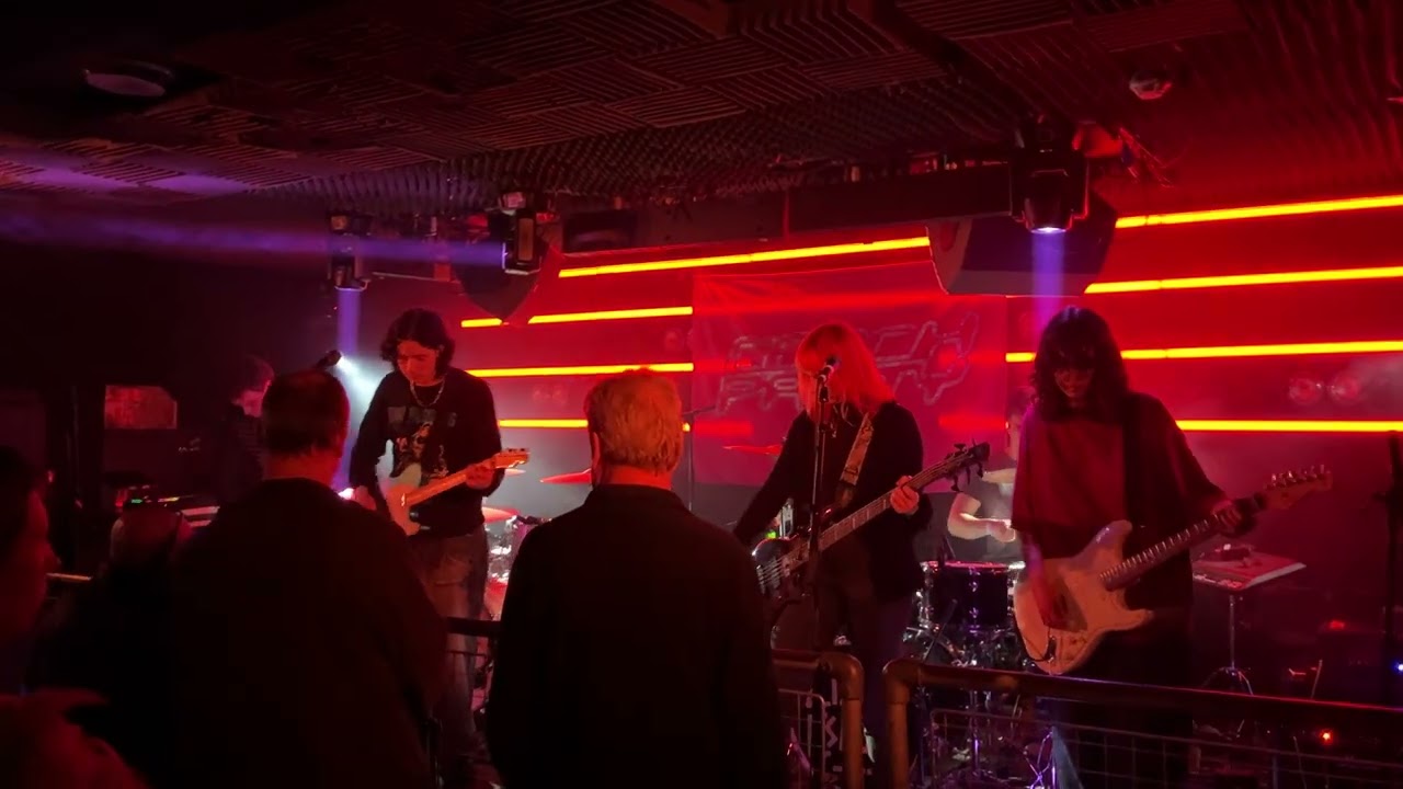 Highdrive / Swan / Patterns, Brighton / 20.2.26