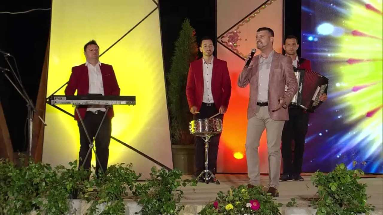 Mishko Taleski - Zastani Prostum, Makedonijo (Leshochki Folk fest 2016)