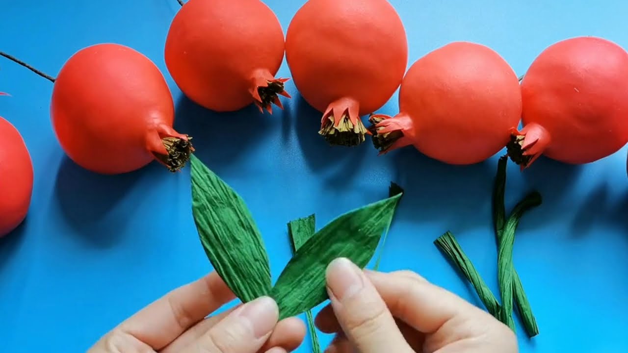 DIY make Pomegranate Plant With Balloon and Cotton