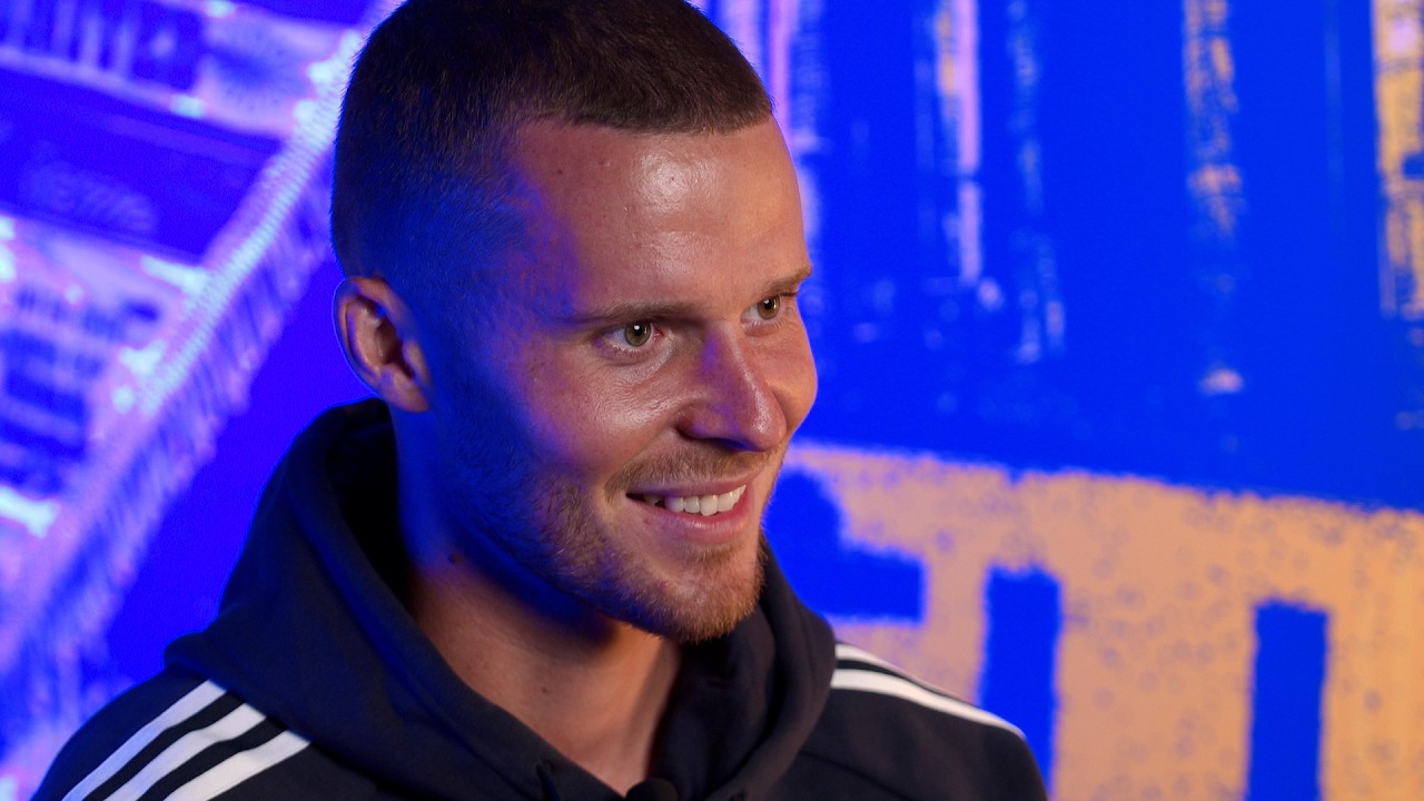 Nico Elvedi&rsquo;s first interview at Leeds United