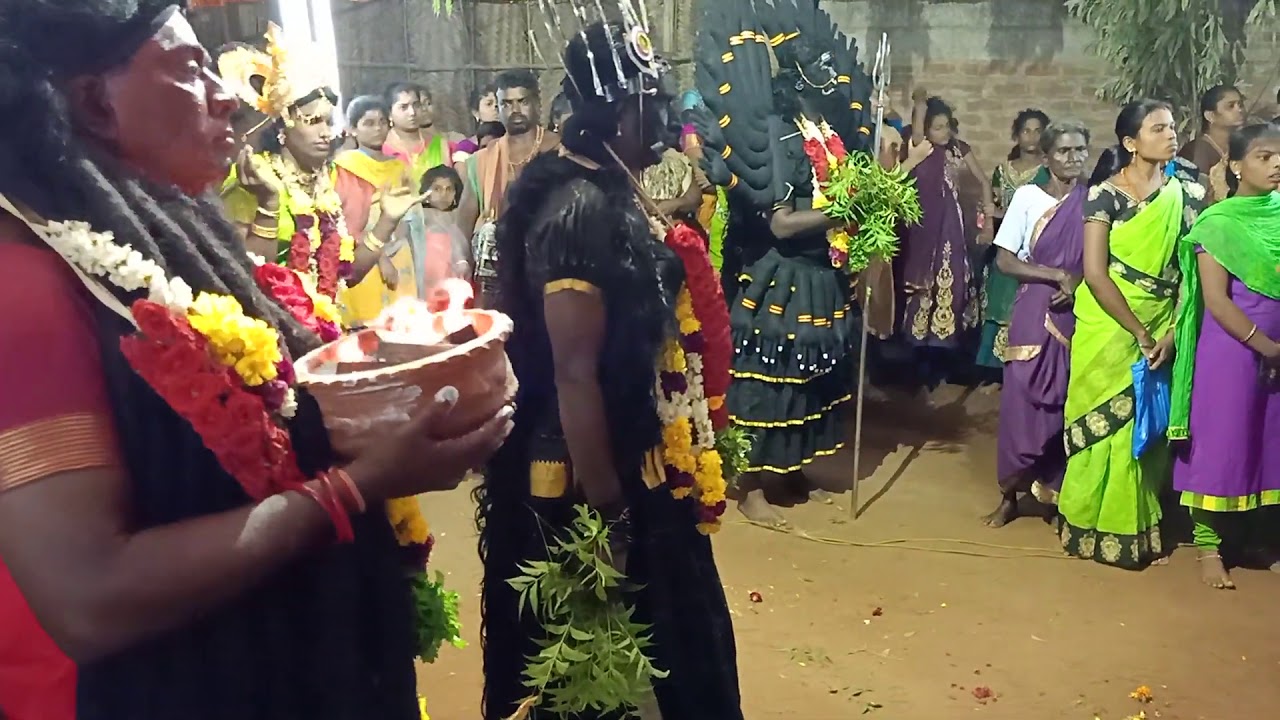 காளி அழைப்பு நையாண்டிமேளம்-Kali Alaippu Naiyandi Melam-Dasara Kali Aattam-Dasara Videos-Naiyandi