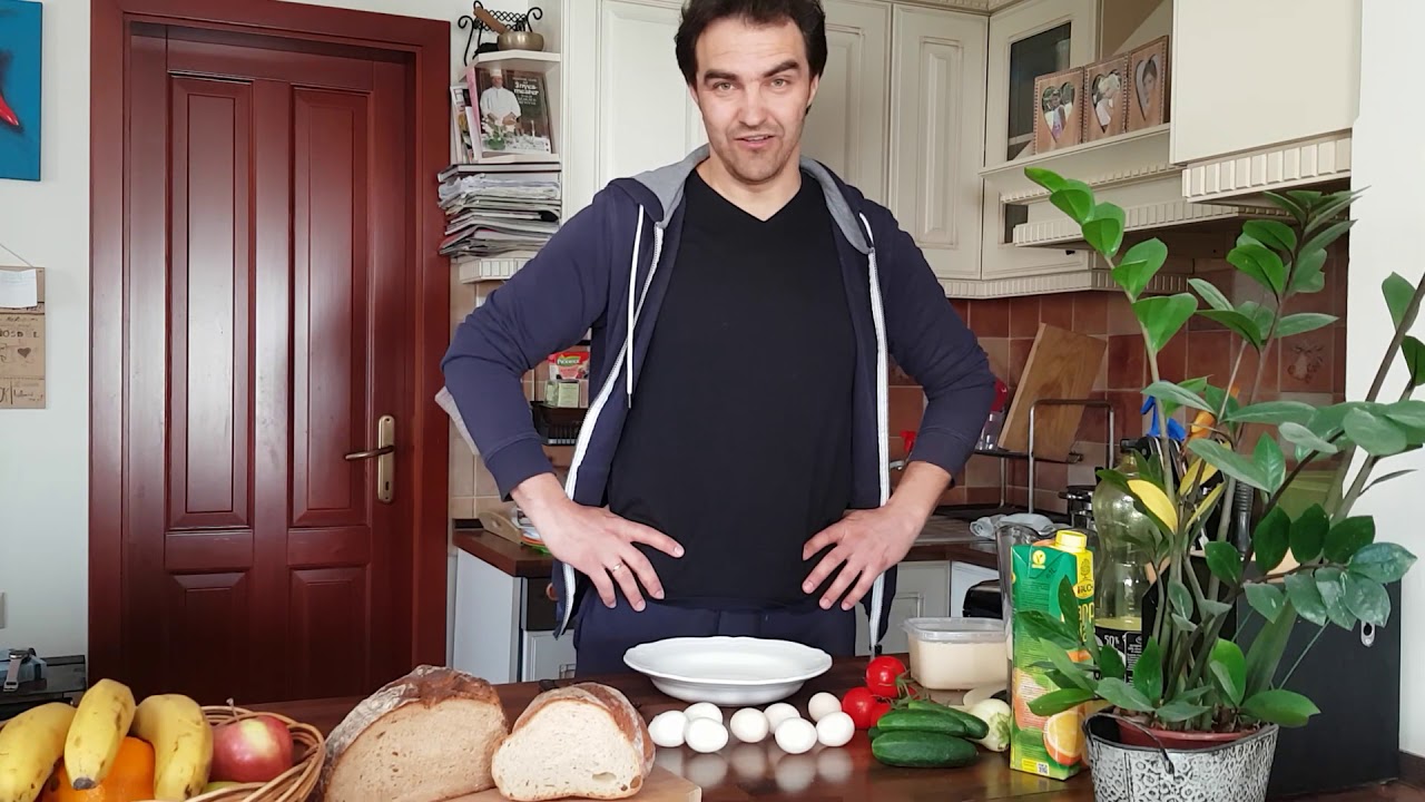 Reggeli készítés, tojás fújas, hú de “nehez”