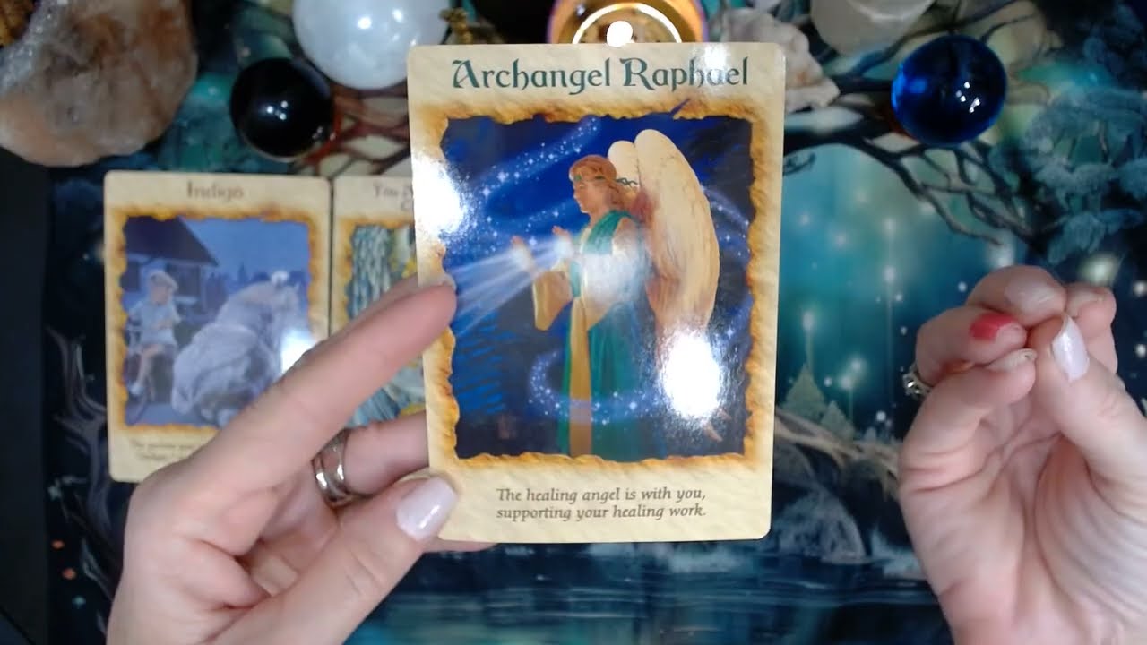 Angel therapy ... What do you need to know? #angel #reading
