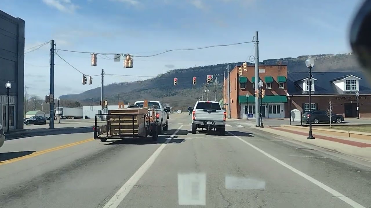 Road trip: From Tennessee to North Alabama.