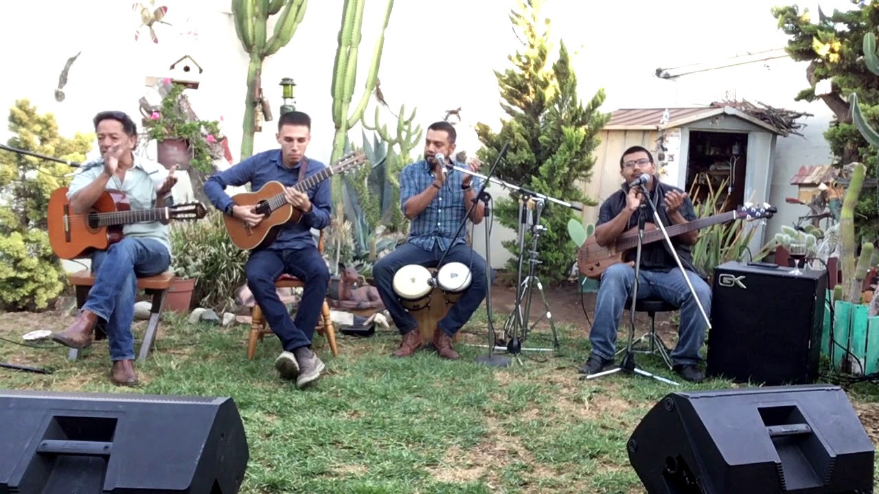 TRIO TODOS SANTOS. LAGRIMAS NEGRAS, ESCLAVO Y AMO Y COMO QUIEN PIERDE UNA ESTRELLA