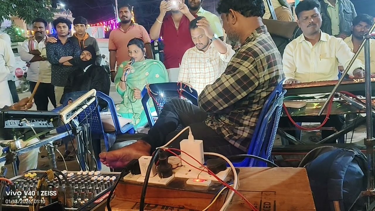 చిగురాకు చిలుక పలికే సాంగ్.. ఆర్కెస్ట్రా : ఏసుబాబు అండ్ పార్టీ