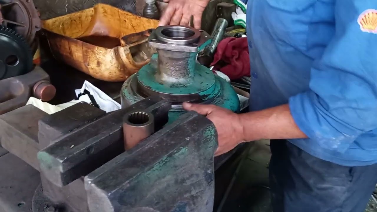 Water pump rebuild kta50 Cummins engine 16 cylinders