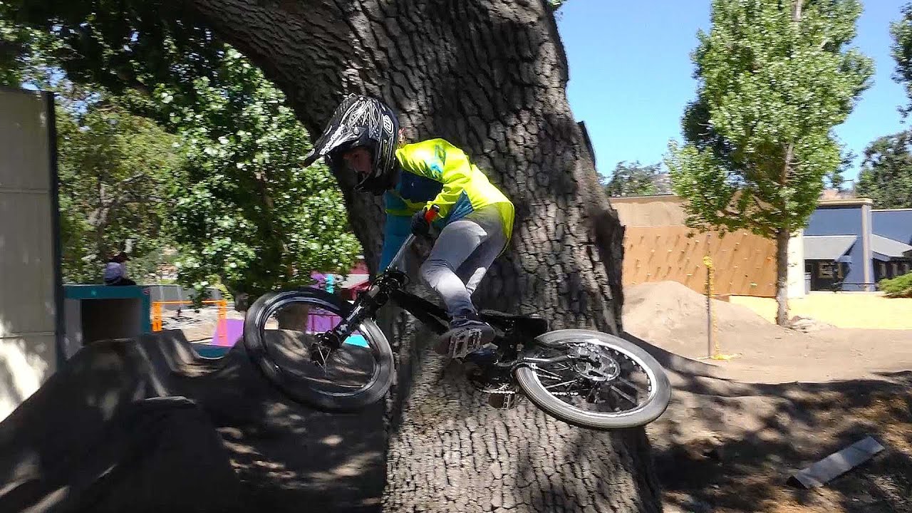 Grom-a-Rama | Mikey and JoJo