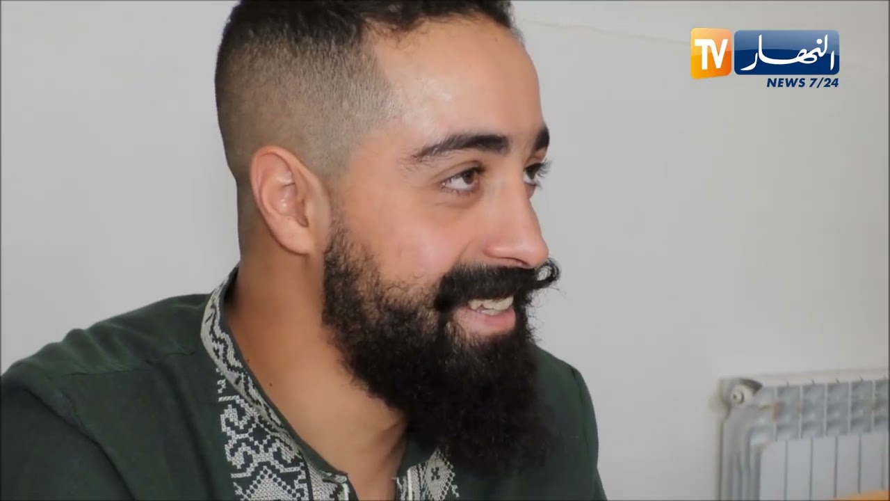 تبسة: عبد الجليل..  شاب ينجح للمرة الثامنة تواليا في البكالوريا ويطمح بأن يصبح طبيبا