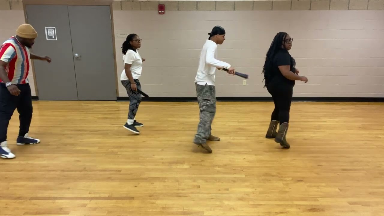 Miami Jiggle Line Dance 