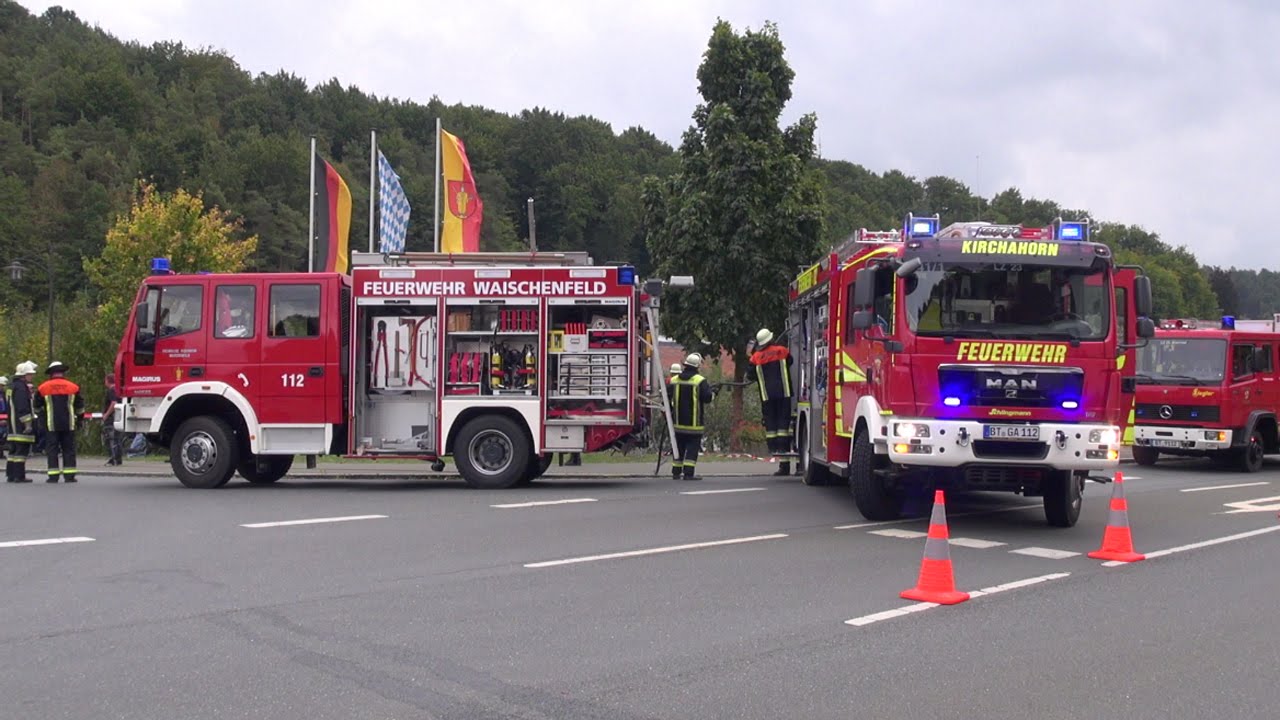 [VKU Reisebus/Tankwagen auf der „Neuen Brücke“] Inspektionsübung ll in Waischenfeld