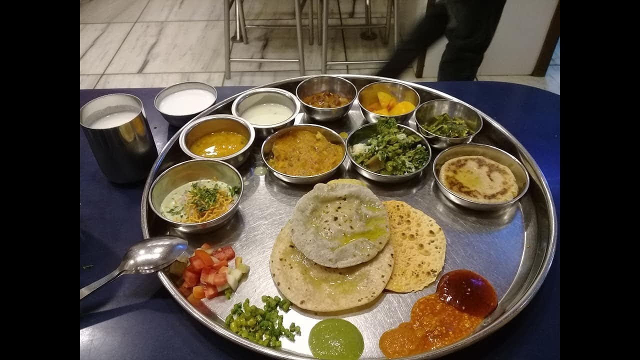 Best Vegetable Curry - Bangladeshi Restaurant Mix Vegetable & Dal Vhuna Recipe