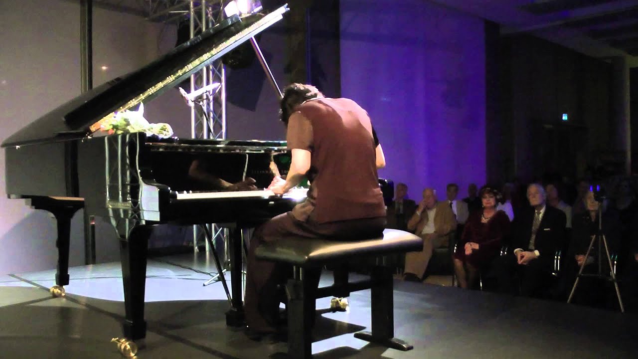 Chopin Fugue in A Minor : Kimiko Ishizaka, Beethovenfest, Bonn (2013)