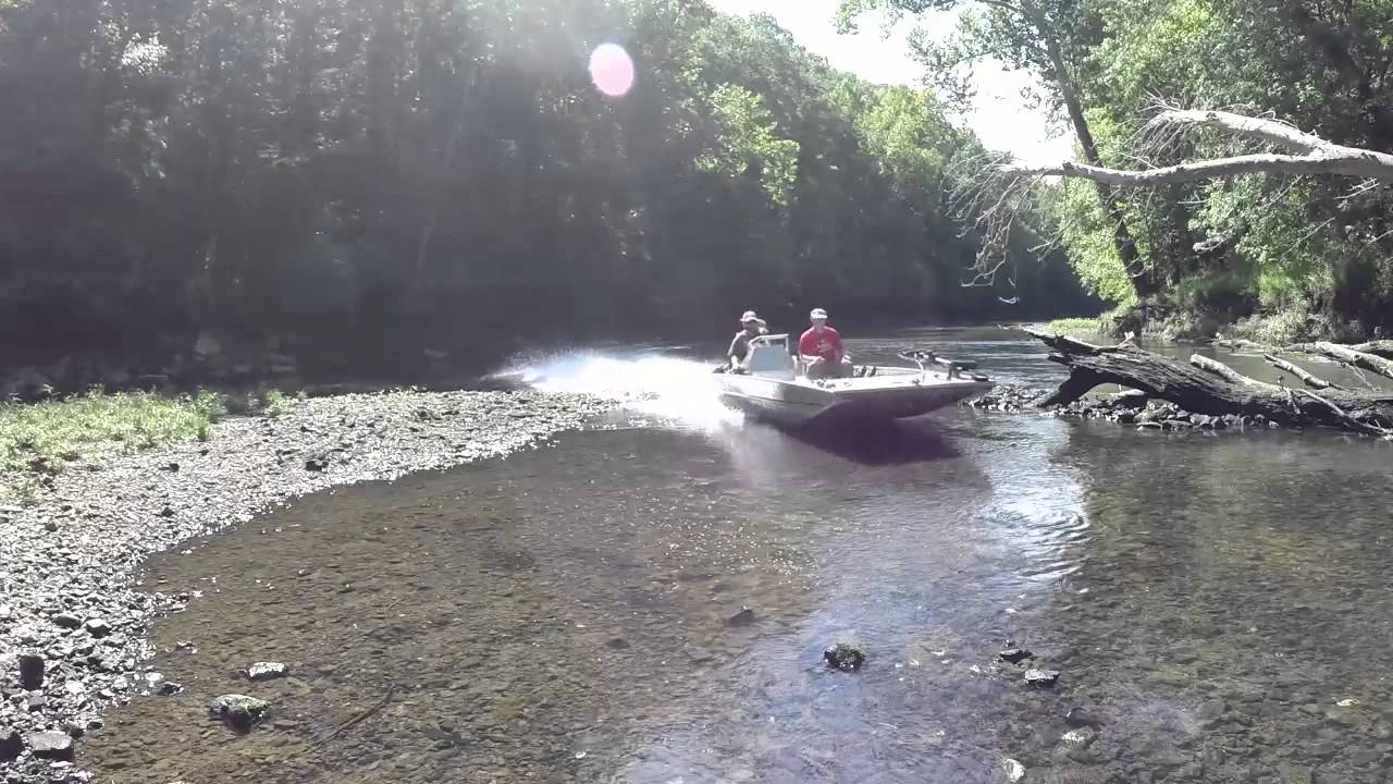 1752 blazer sport boat