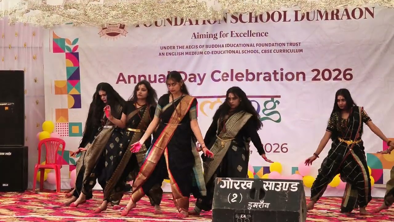 देखीए  लड़कियों ने क्या किया                   शिवजी का तांडव