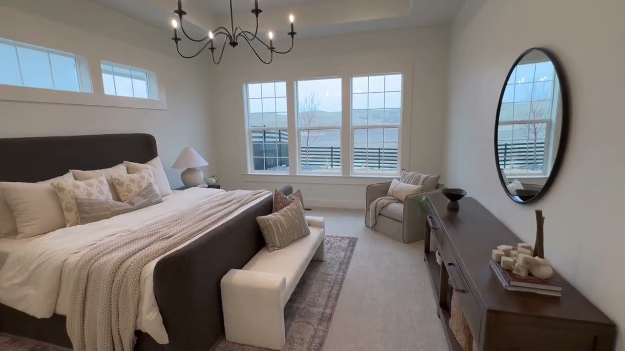 Highland Homes tour (both homes) Valnova - for the O’Gradys