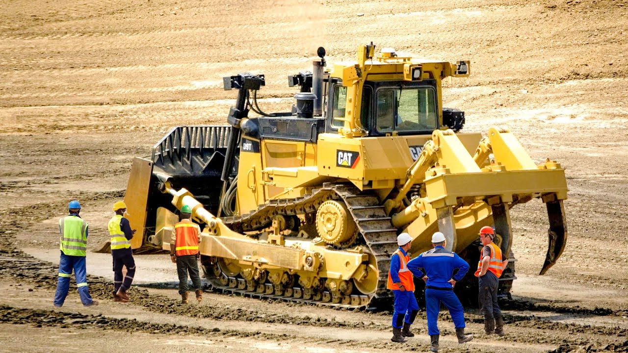 Revolutionizing Earthwork: CAT GRADE with 3D for Dozers Explained