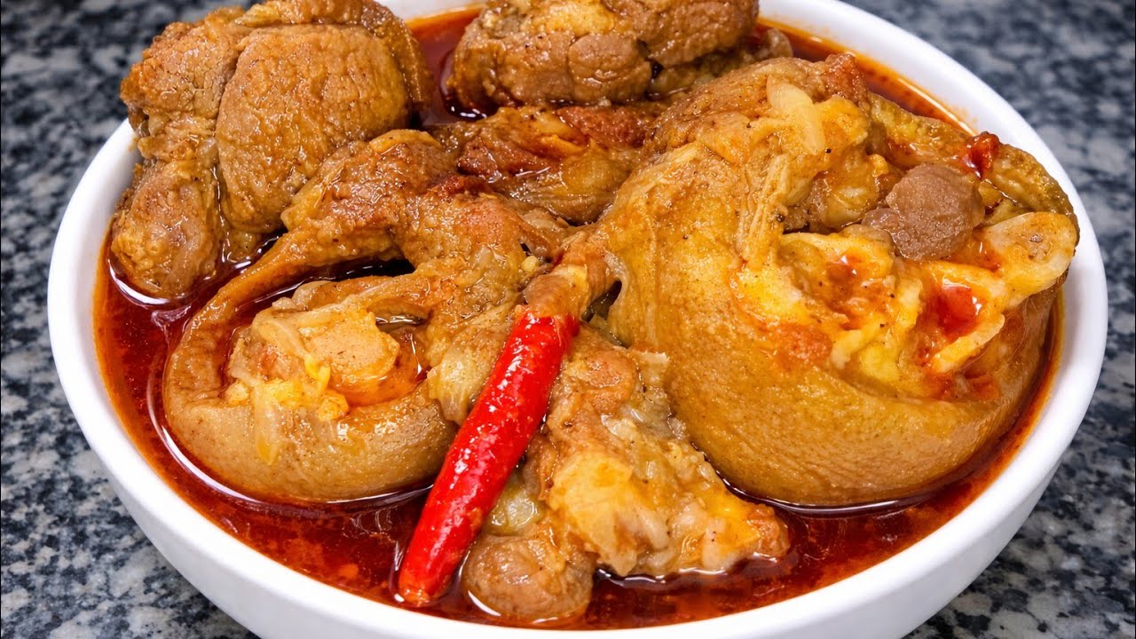 🍖 Nepali Style Pork Leg Curry | Pressure Cooker Recipe 🍖 l @ChefRjfood 