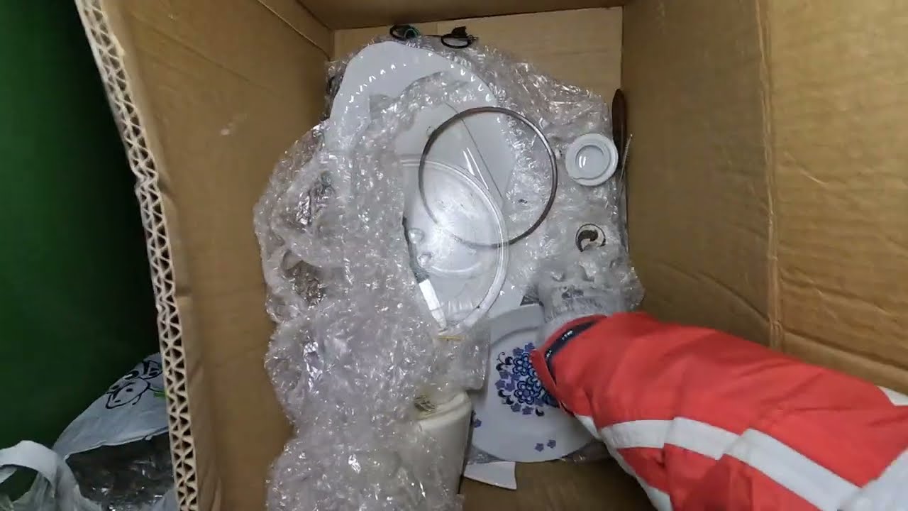Wyrzucili ładną porcelanę do śmieci!SZOK!Ciekawe sygnatury!Mako,hasioki,poszukiwacze historii,Polska