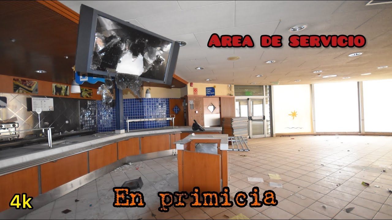 Area de servicio ABANDONADA nunca VISTA antes (EN PRIMICIA) - Urbex Cataluña