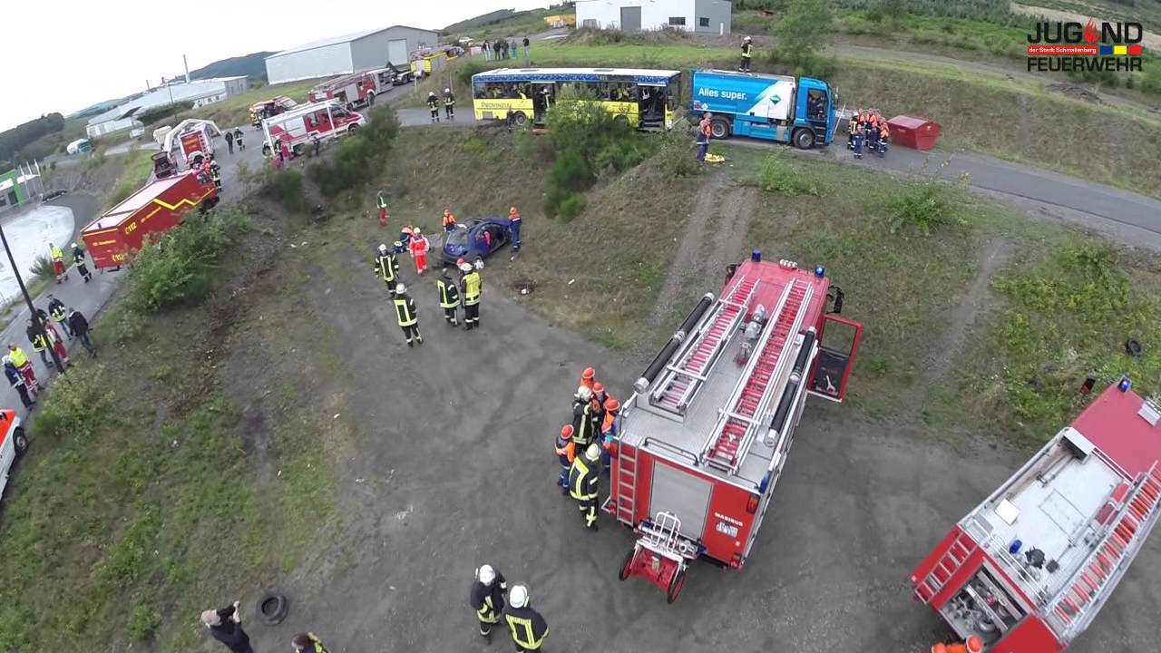 Großübung der Jugendfeuerwehren aus Schmallenberg 2014