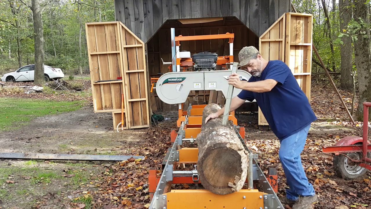 norwood lumberMate LM29 Portable  Sawmill  Part  1   #9