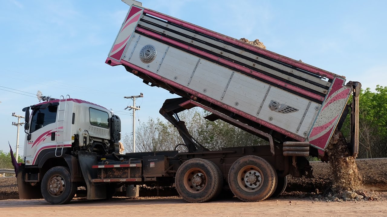 รถดั้มสิบล้อสวยๆ รถบรรทุก ดั้มดินทำทาง DUMP TRUCKS