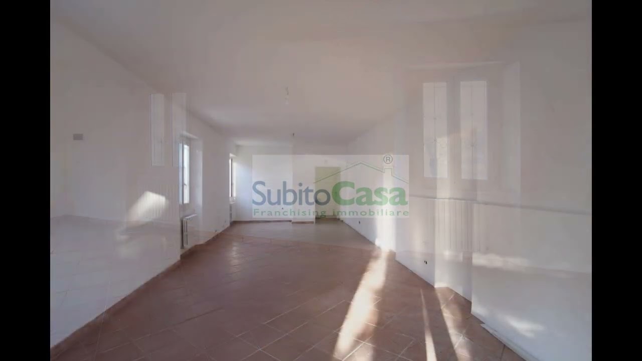 Locale commerciale in Affitto a Chieti (CH)