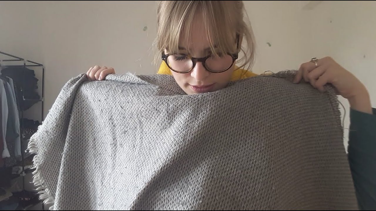 ASMR - Tissues en bazar - écharpes & foulards