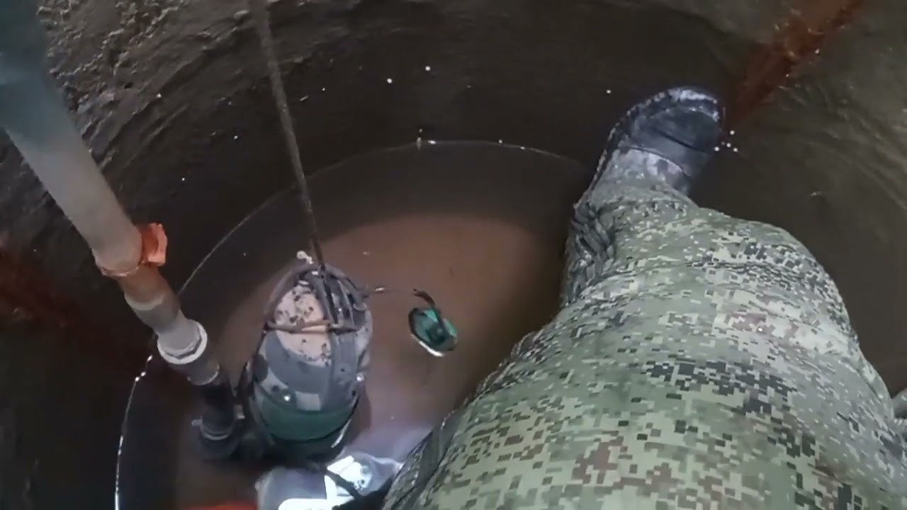 Углубление колодца абисинской скважиной. Плывун в колодце.