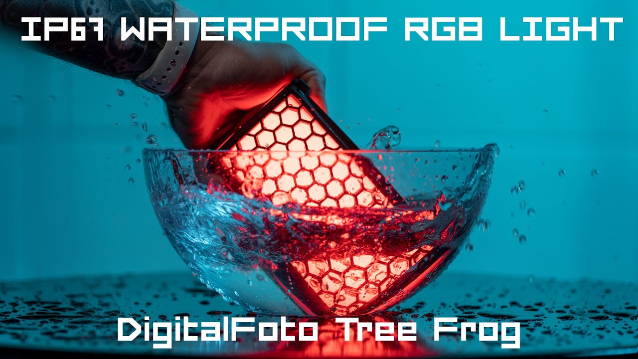 DigitalFoto Tree Frog - The WATERPROOF RGB Pocket Light