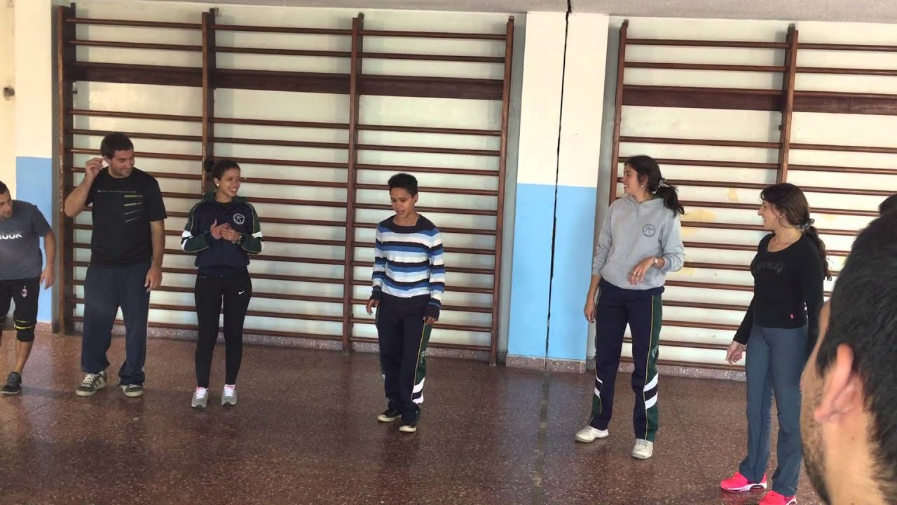 Juego cantado: Tengo un tic