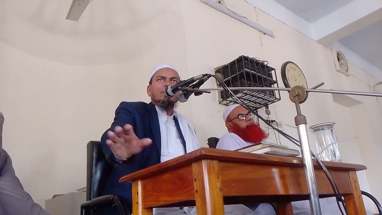 আলোচনায় হযরত মোহাম্মদ কামরুজ্জামান (তরুণ) (মাঃ জাঃ আঃ)। মাকতুবাত শরীফ মাহফিল- ৩০ শে জানুয়ারি ২০২৬ ।