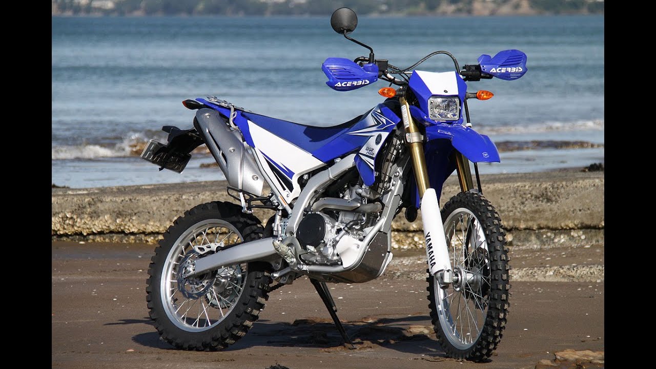 YAMAHA WR250R.