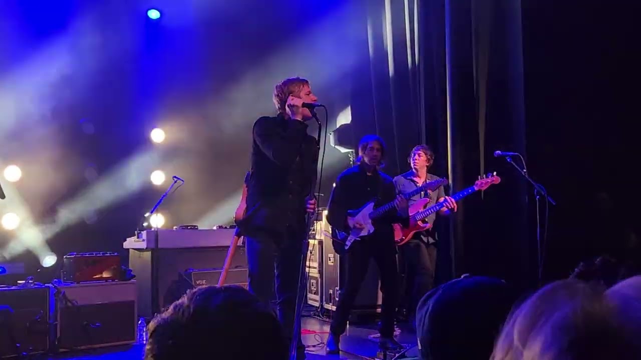 Spoon - Chateau  Blues