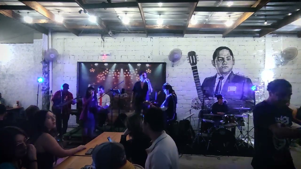 De regreso a los 2000´s - Baito y Lya Seong con La banda (Resto Bar Rock 3011)