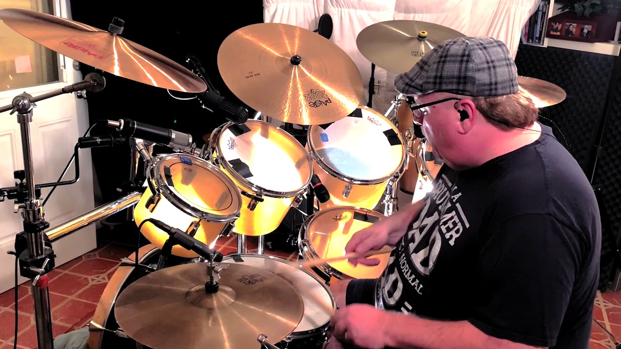 Ain't No Mountain High Enough - Marvin Gaye & Tammi Terrell (Drum Cover)