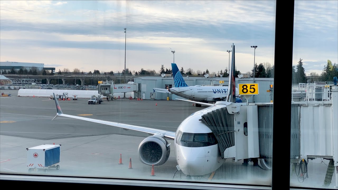 [TRIP REPORT] AIR CANADA | Vancouver → Miami | Economy | Boeing 737 MAX 8