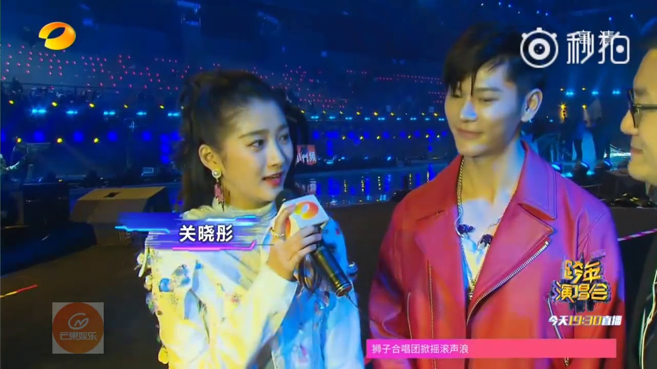 [BTS] Quan Hiểu Đồng ll Hậu trường diễn tập Đêm Gala Mừng Xuân của Đài truyền hình Hồ Nam