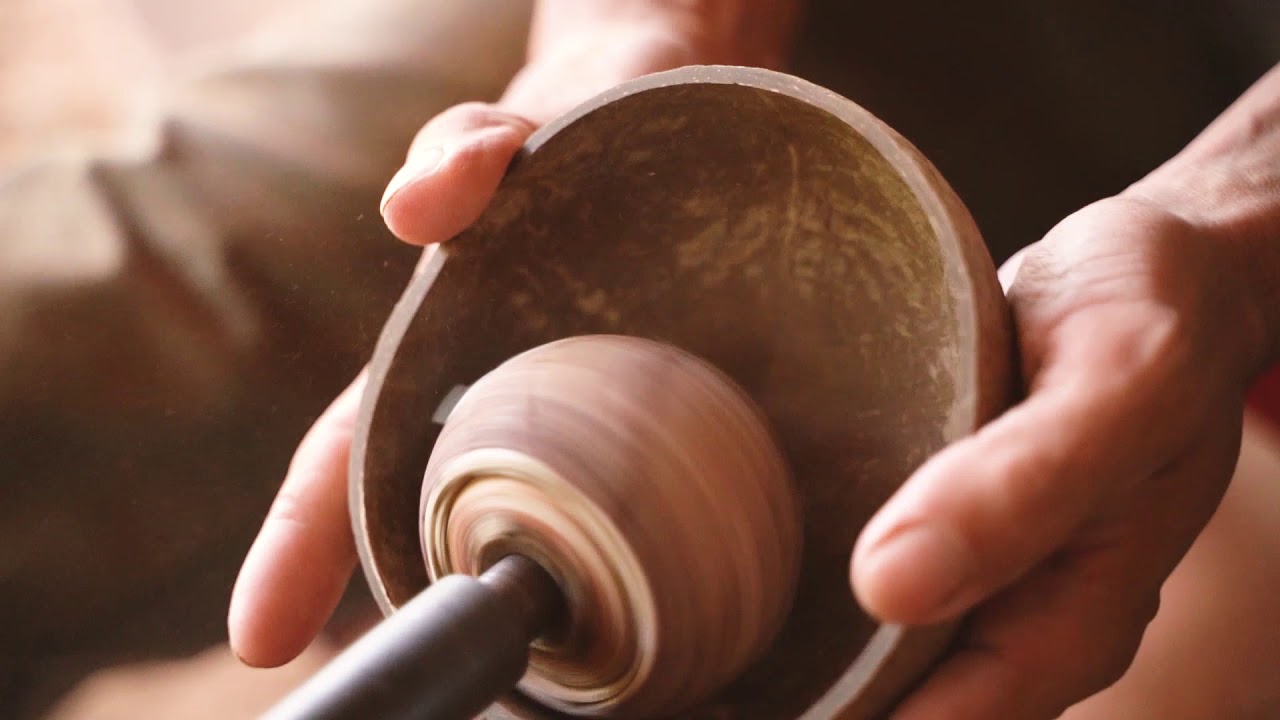 How to make a Coconut Bowl