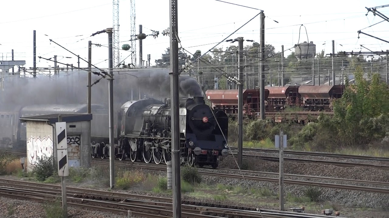 Passage à Tergnier de la 231 K 8 du MFPN le 7 octobre 2017