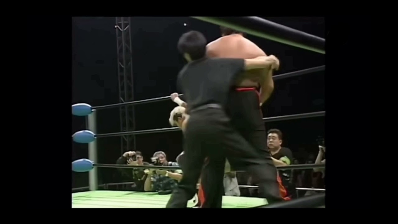 橋本真也強烈キック連発集！