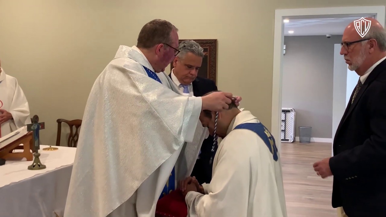 Pase de Congregante: Fr. Christian Saenz, SJ