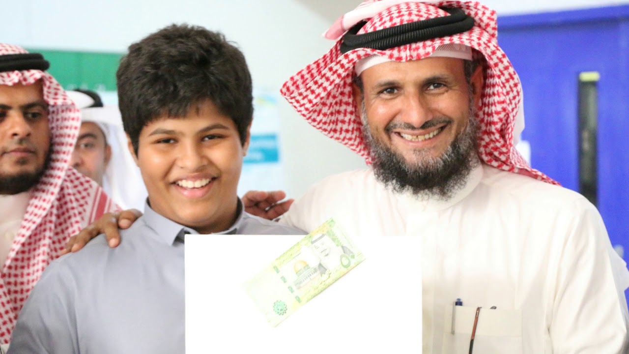حفل تكريم طلاب الصف السادس ومعلمي مدرسة الإبتدائية الأولى بالجرادية الأحد 1440/8/16