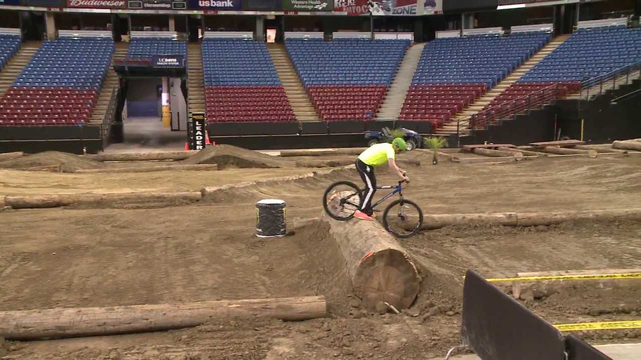 **Jeff Maher sets new Endurocross track record at Sleep Train Arena**
