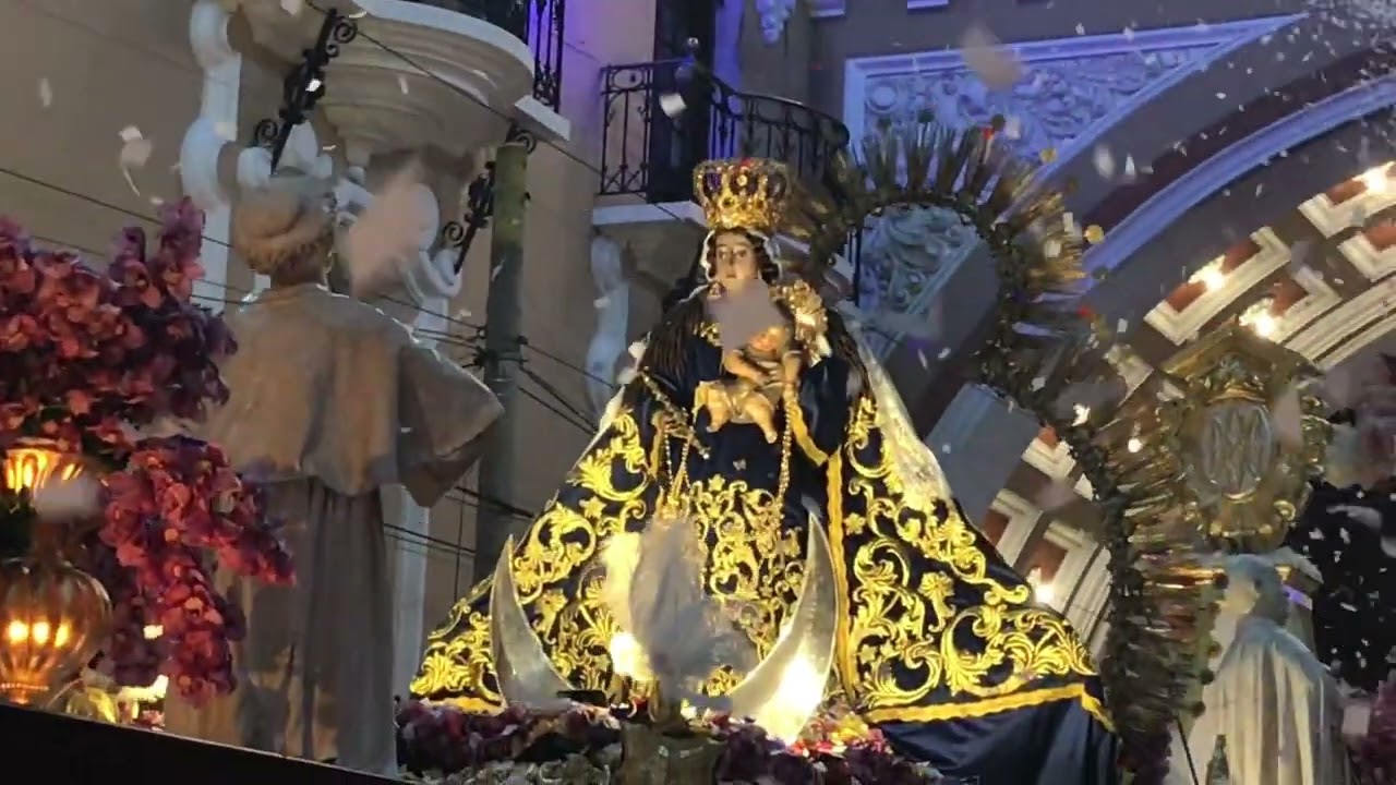 Caridad del Guadalquivir y La Caida del Sol || Emblemático paso Virgen del Rosario Arco de Correos
