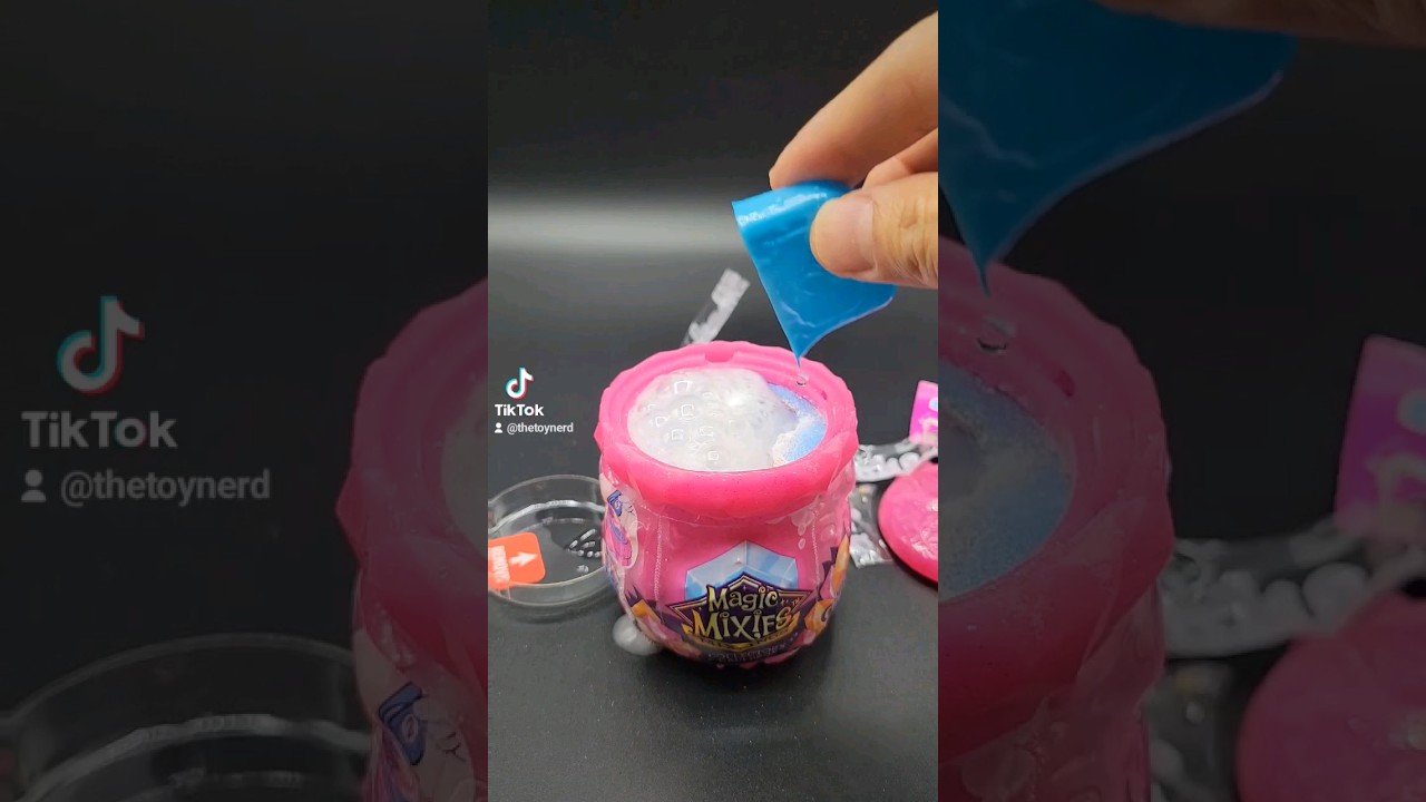 Magic Mixies Mixlings the Crystal Woods Collector's Cauldron Unboxing