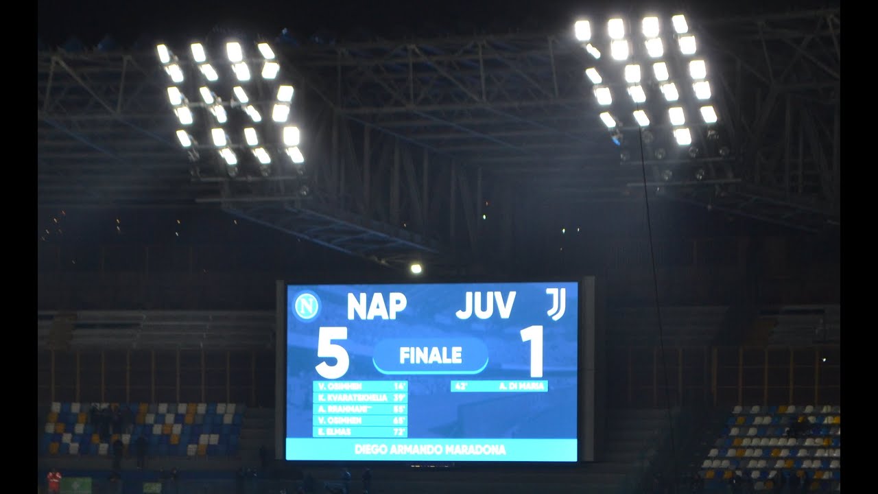 Grande atmosfera allo stadio San Paolo (Napoli-Juventus 5:1)
